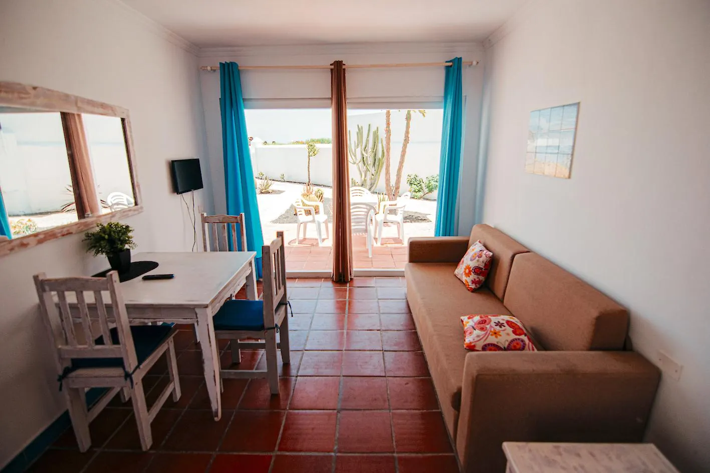 ** Hotel Punta Elena Beach The Home Collection Corralejo Spain